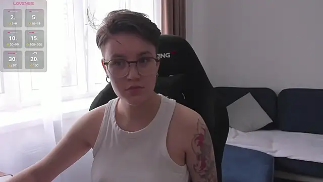 JessieFlower online show from June 25, 8:08 am