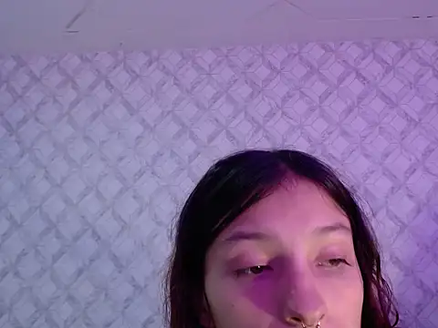 Emma-Wilson online show from May 9, 5:31 am