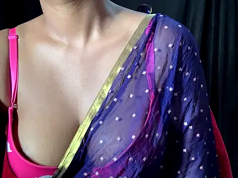 Snapshot of Sexy_trisha__7 chatting on September 22, 8:24 am Sexy trisha  7 online show from September 22, 8:24 am
