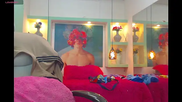 lorenapinto online show from April 20, 12:41 pm