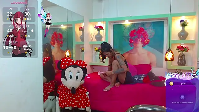 lorenapinto online show from March 24, 1:44 am