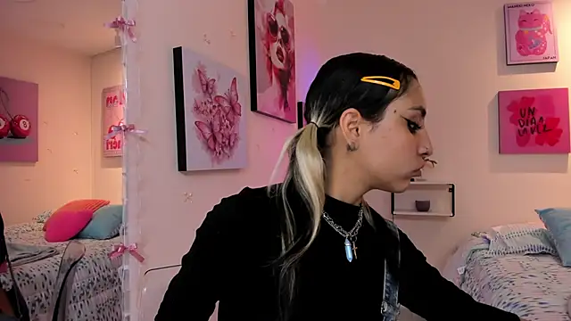 MaveParks  online show from November 25, 12:07 pm