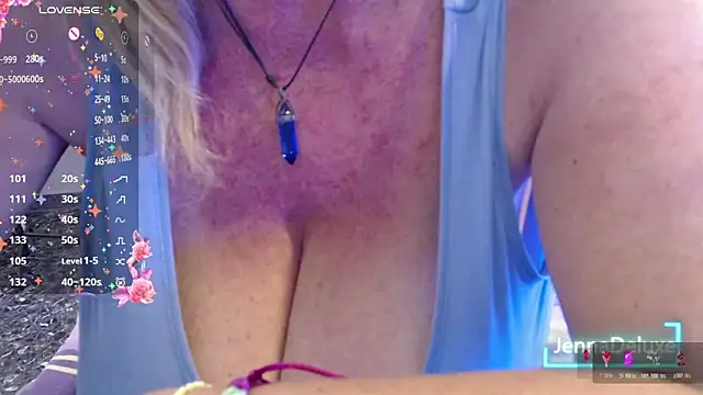 JennaDeluxe online show from May 30, 2:37 pm