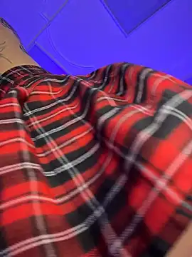 XEye CandyX online show from February 12, 5:09 am