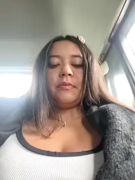 Cristal  04 online show from December 21, 3:49 pm