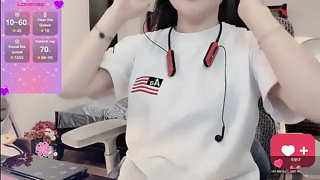 Berrysweet 68 online show from April 12, 3:04 pm