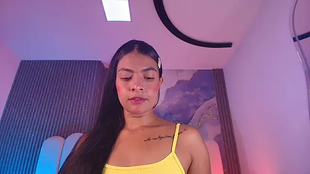 hot dione online show from May 29, 7:23 pm