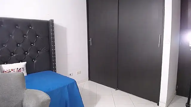 renata salinas 1 online show from February 22, 9:16 pm