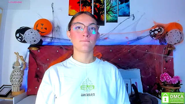 Ruth harvey  online show from October 29, 1:47 pm