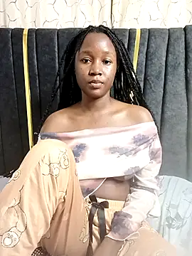 carenic online show from February 24, 5:22 pm