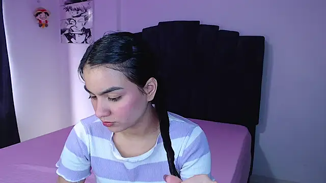 Ariel Zeo1 online show from April 12, 8:44 pm