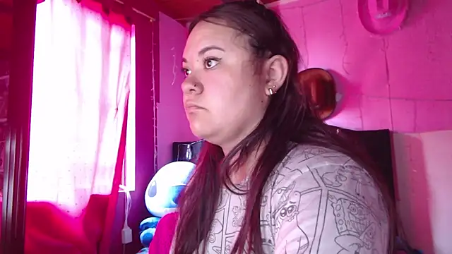 NikkiRous  online show from February 3, 2:11 pm