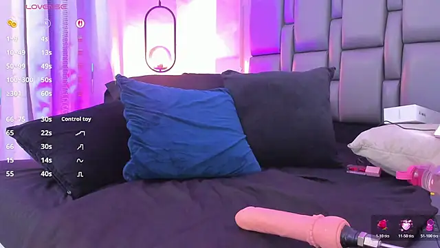 Emily Gil1 online show from October 24, 3:41 pm