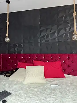 Snapshot of Ema_azel chatting on October 16, 1:47 pm Ema azel online show from October 16, 1:47 pm