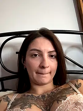 BabeRainbow online show from October 19, 11:56 am