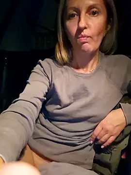 Miss    Mia  online show from October 6, 4:23 pm