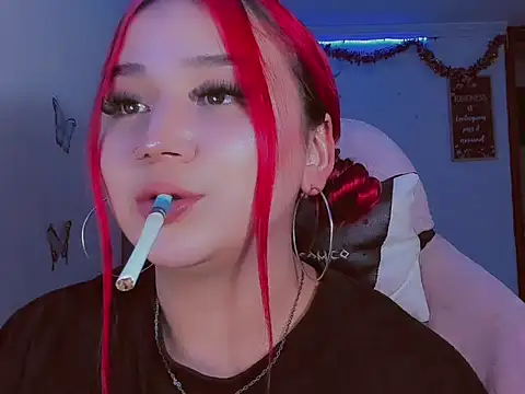 madisonx17 online show from February 7, 11:30 pm