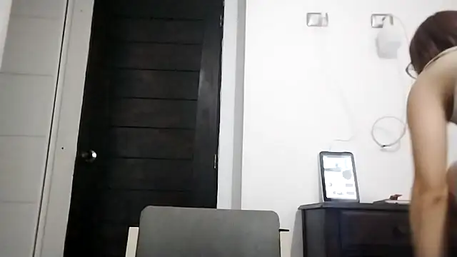 Luna-e-Franco1 online show from March 7, 12:50 am