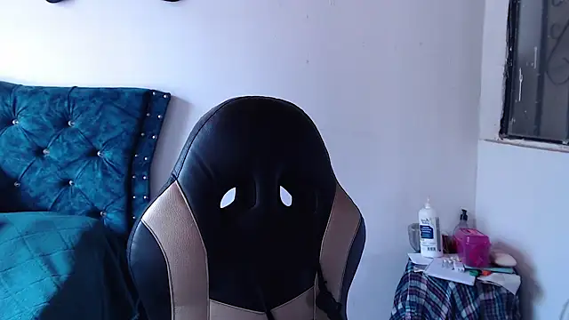 Kate lorens9 online show from April 10, 2:23 pm