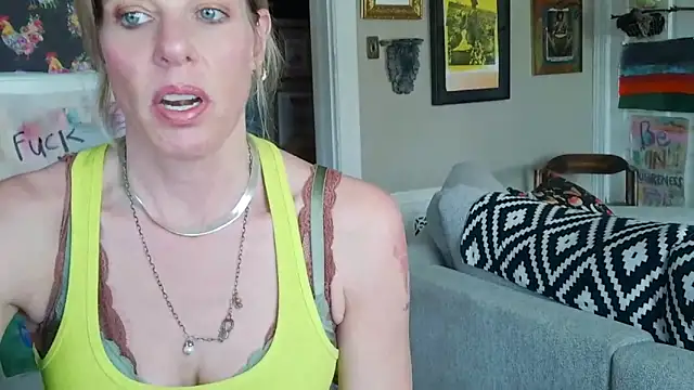 Glamazonx online show from March 24, 6:46 pm