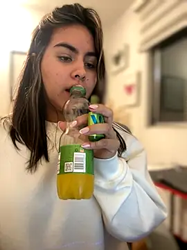 Zarah Blare online show from September 19, 3:49 am