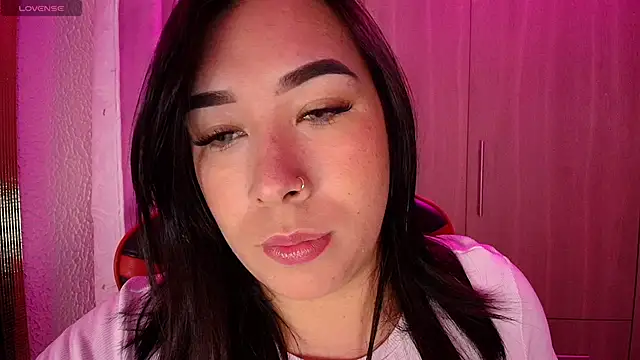 leahtemptation3 online show from November 23, 12:29 pm