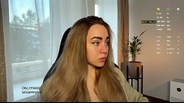 Snapshot of hotexclusive_ chatting on October 15, 4:04 am hotexclusive online show from October 15, 4:04 am