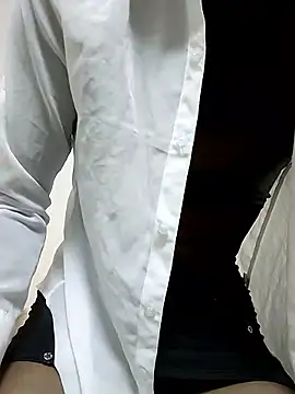 dmmsuzu95 online show from October 14, 5:54 am