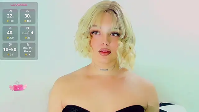 Emmaa Saenz  online show from May 27, 11:13 pm