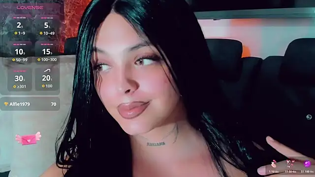 Emmaa Saenz  online show from June 4, 11:53 pm