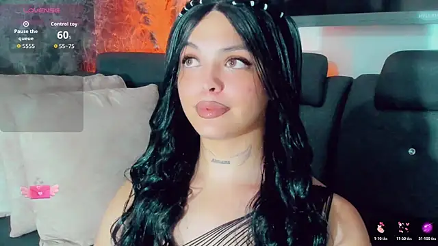 Emmaa Saenz  online show from May 31, 10:11 pm
