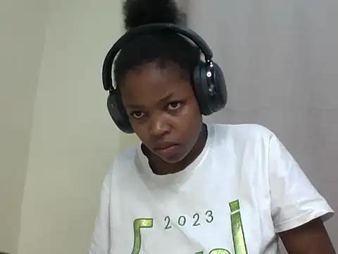 queen-sasha online show from March 13, 6:42 pm