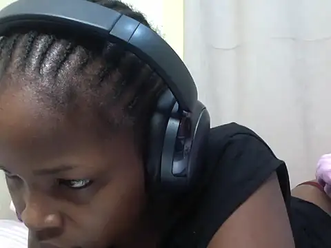 queen-sasha online show from January 18, 9:16 am