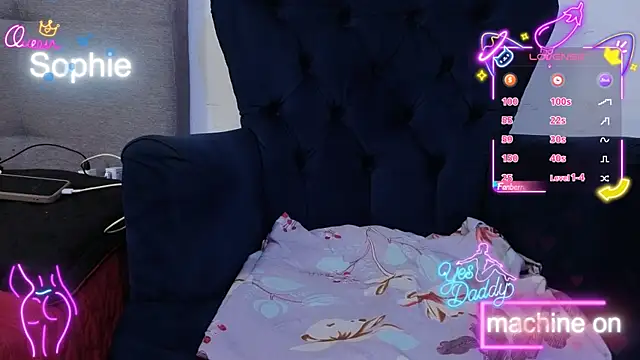 Sophiehuntress online show from April 22, 1:19 pm