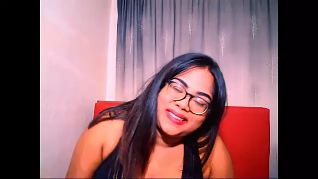 Indian Lola00 online show from October 15, 7:38 pm