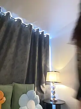 CHERRYY BOMB  online show from April 15, 6:41 pm