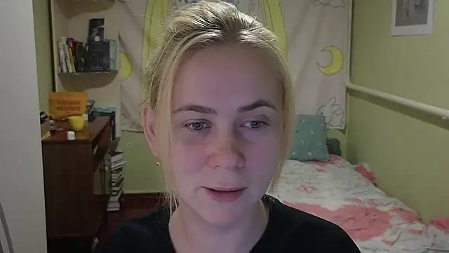 Riley Roo online show from February 8, 4:22 pm