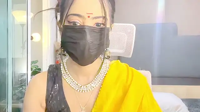 MonalisaDono18 online show from December 13, 10:48 pm