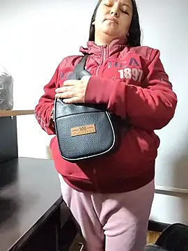 Cute Penelope online show from April 16, 11:10 am