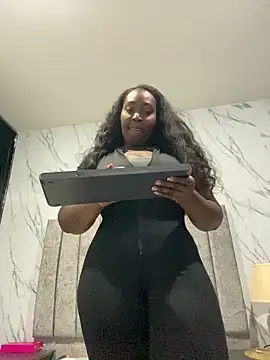 emilyrojas online show from April 4, 1:54 pm