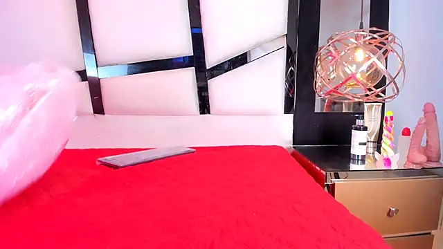 RileyThompson1 online show from November 8, 6:29 am