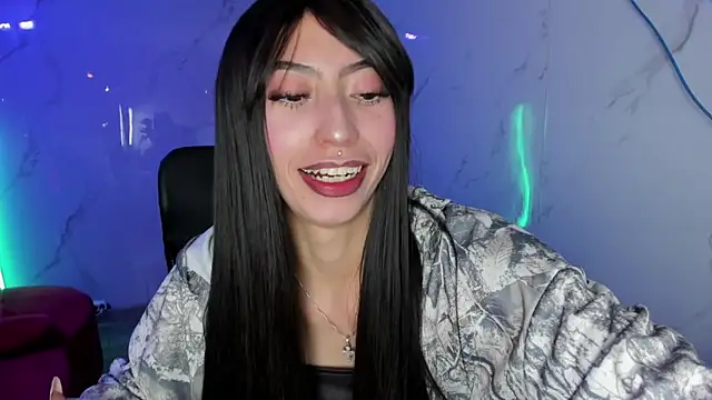 LilithCooperr  online show from May 28, 3:59 am