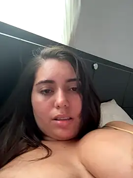 Snapshot of Tara__Sexy chatting on September 30, 9:41 pm Tara  Sexy online show from September 30, 9:41 pm