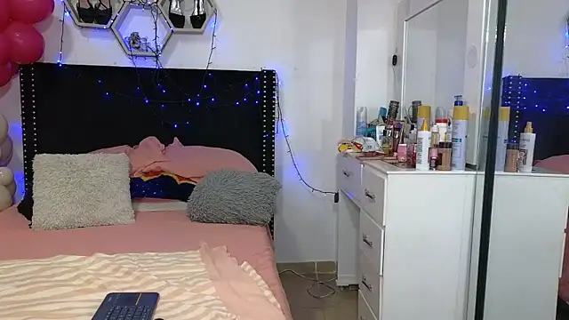 charlotte 077 online show from February 23, 3:29 am