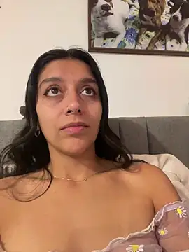 BrittanyDiaz online show from March 24, 8:25 pm