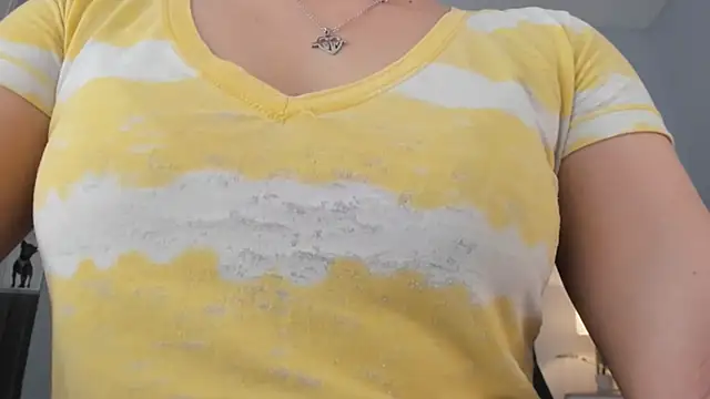 renee shelby  online show from October 3, 10:04 pm