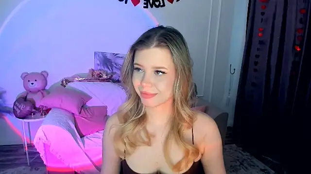 FollowLovee online show from February 28, 4:01 am