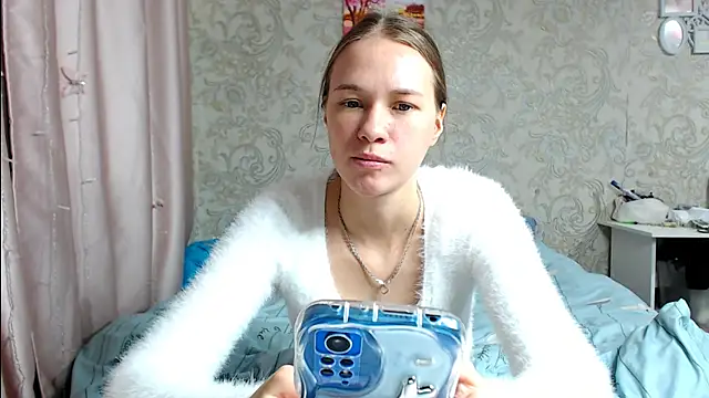 Snapshot of leila_bambi_ chatting on September 16, 11:18 am leila bambi online show from September 16, 11:18 am