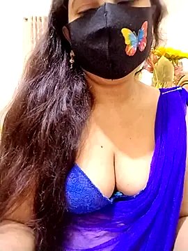 Ameera19 online show from April 5, 9:03 pm