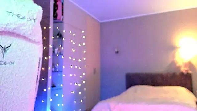 tykioty Miley online show from November 22, 1:36 pm